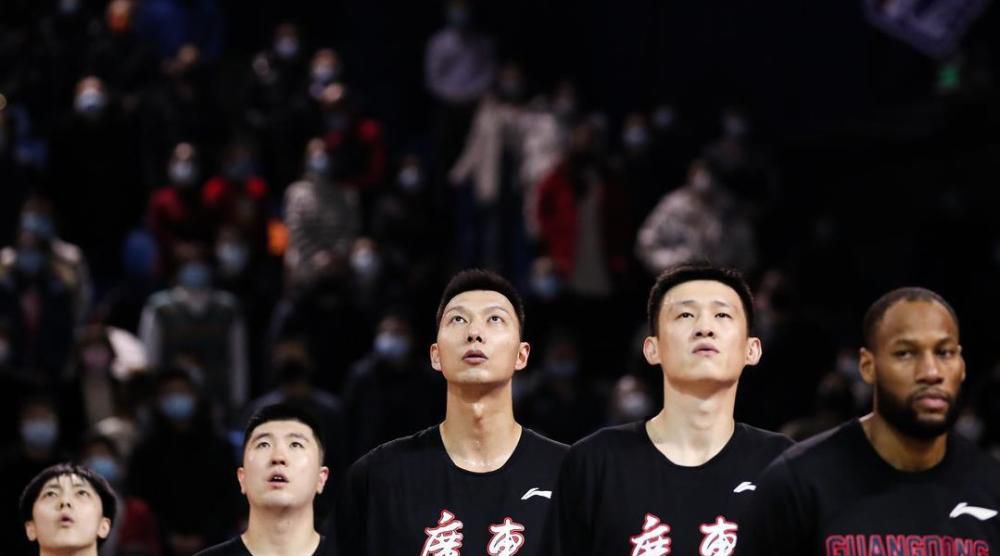 名姐姐和热情妹